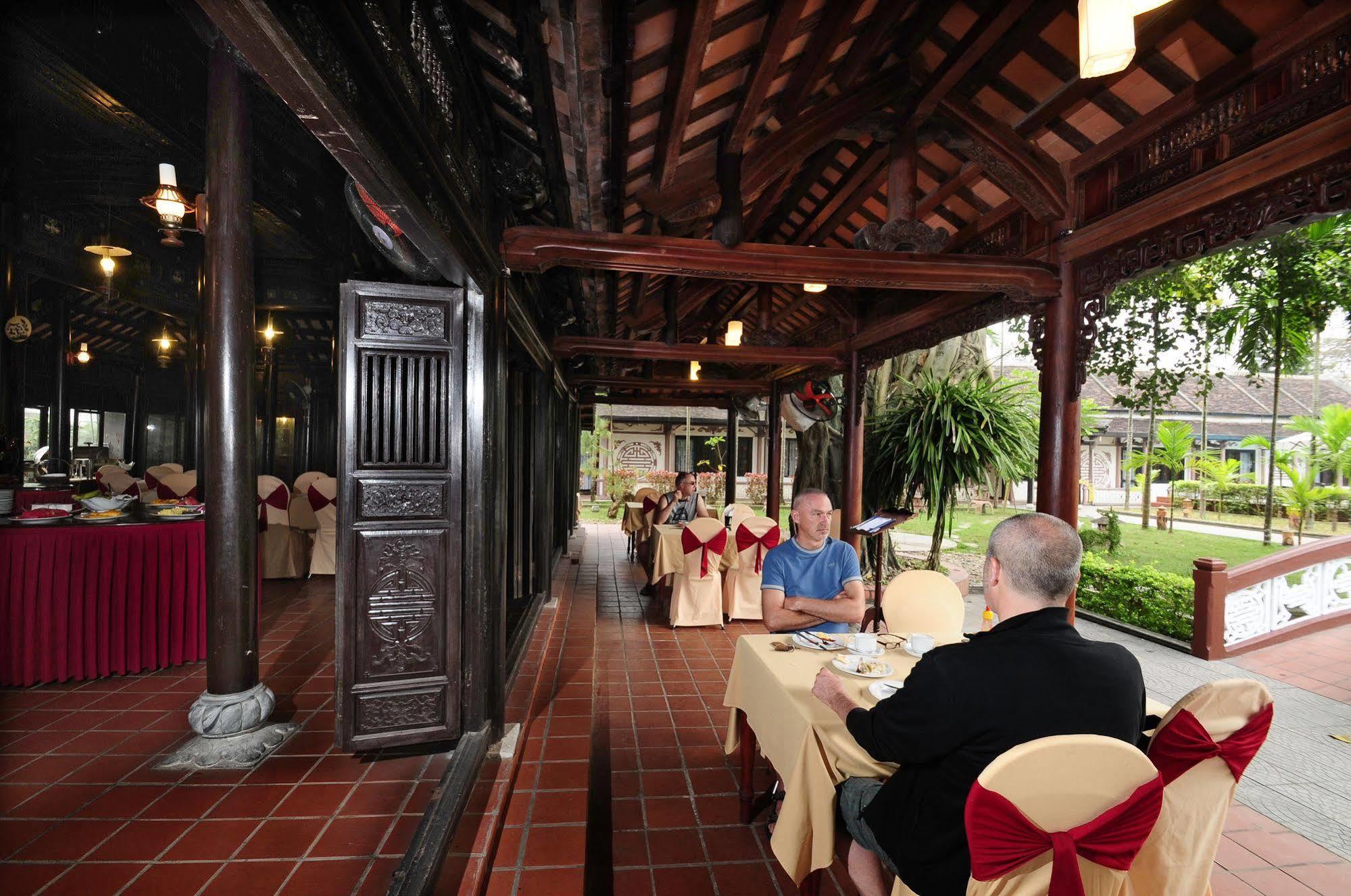 Thanh Noi Hotel Hue Exterior foto
