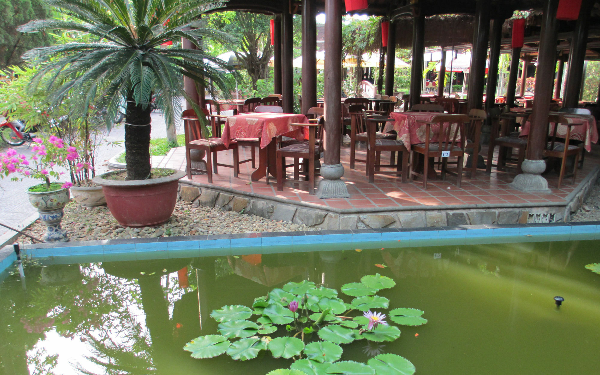 Thanh Noi Hotel Hue Exterior foto